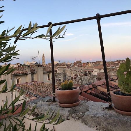 Appartement Avec Terrasse Panoramique Au Coeur De Νιμ Εξωτερικό φωτογραφία