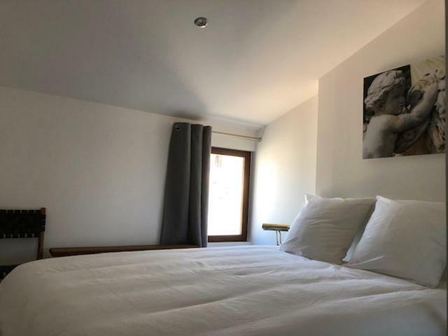Appartement Avec Terrasse Panoramique Au Coeur De Νιμ Εξωτερικό φωτογραφία